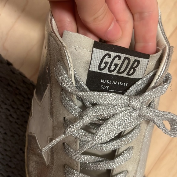 Authentic Golden Goose shoes - Picture 3 of 7
